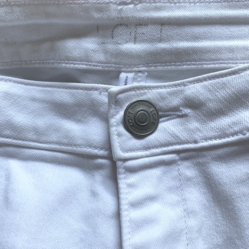 Loft- Mid Rise Slim Pocket Skinny Jeans In White - Picture 3 of 5
